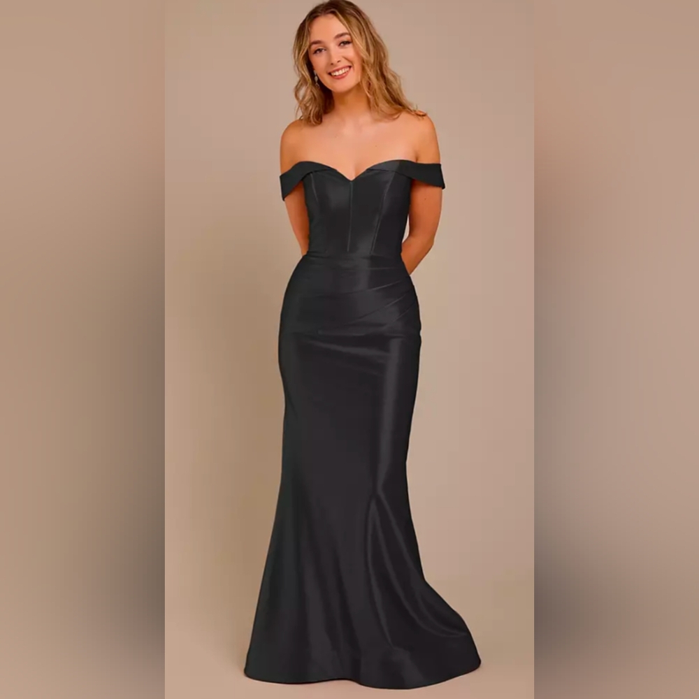 Never Worn NWT Galina Signature Sculpting Satin Gown Sz 16